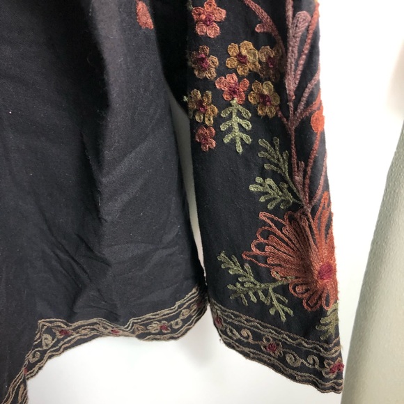 Embroidered folk jacket top - Picture 11 of 16